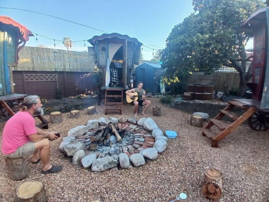 Gypsy Wagons, Arum Ave, Kommetjie *