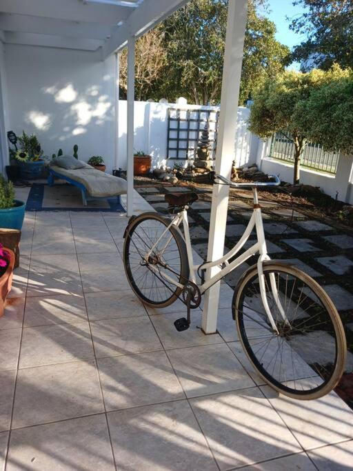 Gypsy Wagons, Arum Ave, Kommetjie