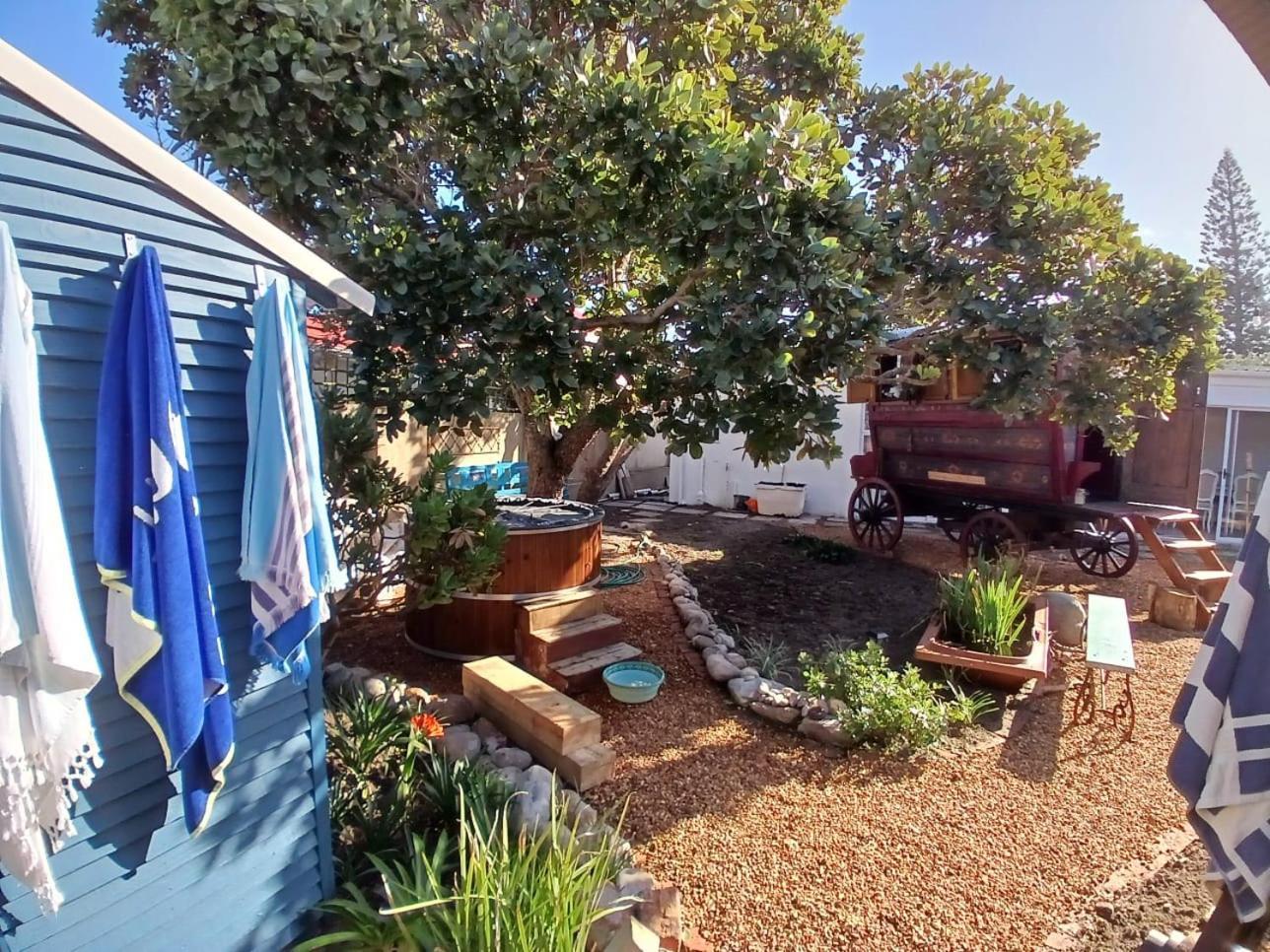 Gypsy Wagons, Arum Ave, Kommetjie * Kaapstad
